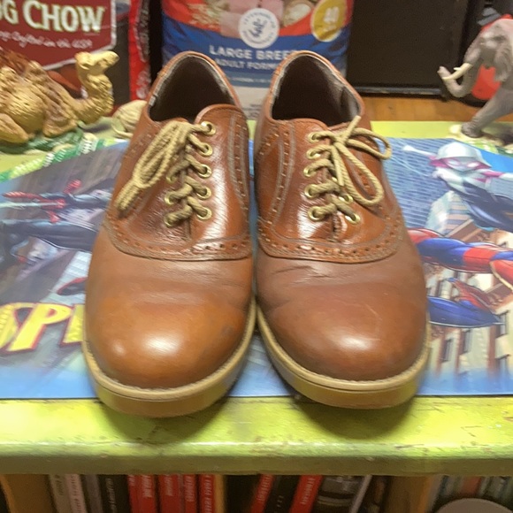 Shoes - Picture 2 of 5